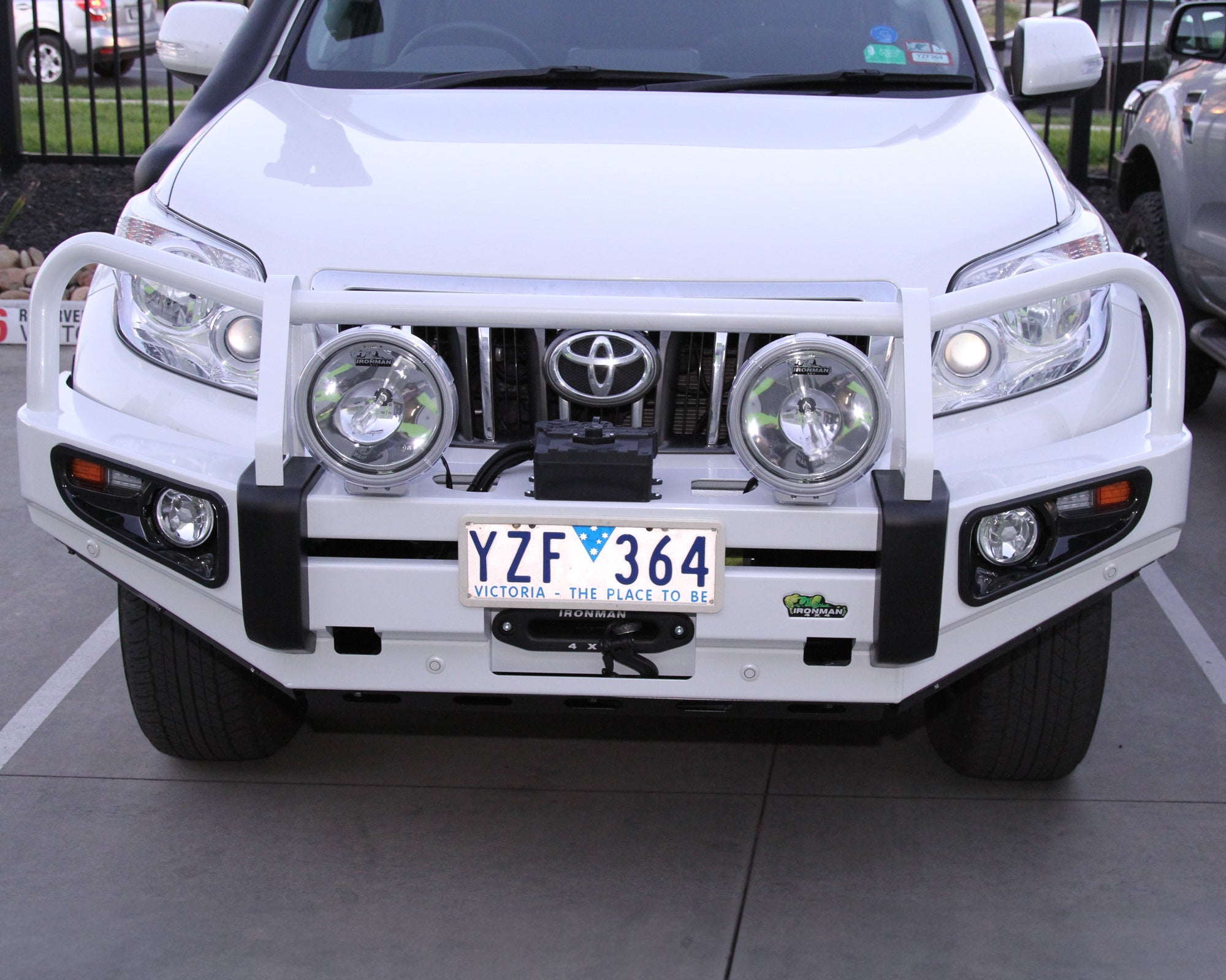 toyota prado 150 series landcruiser bull bar deluxe 2009 2013