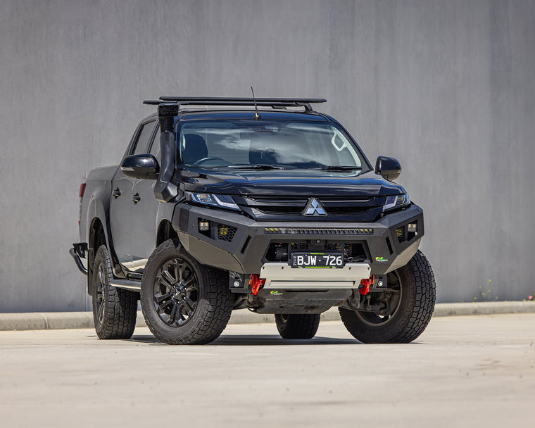 mitsubishi mr triton no hoop bull bar raid