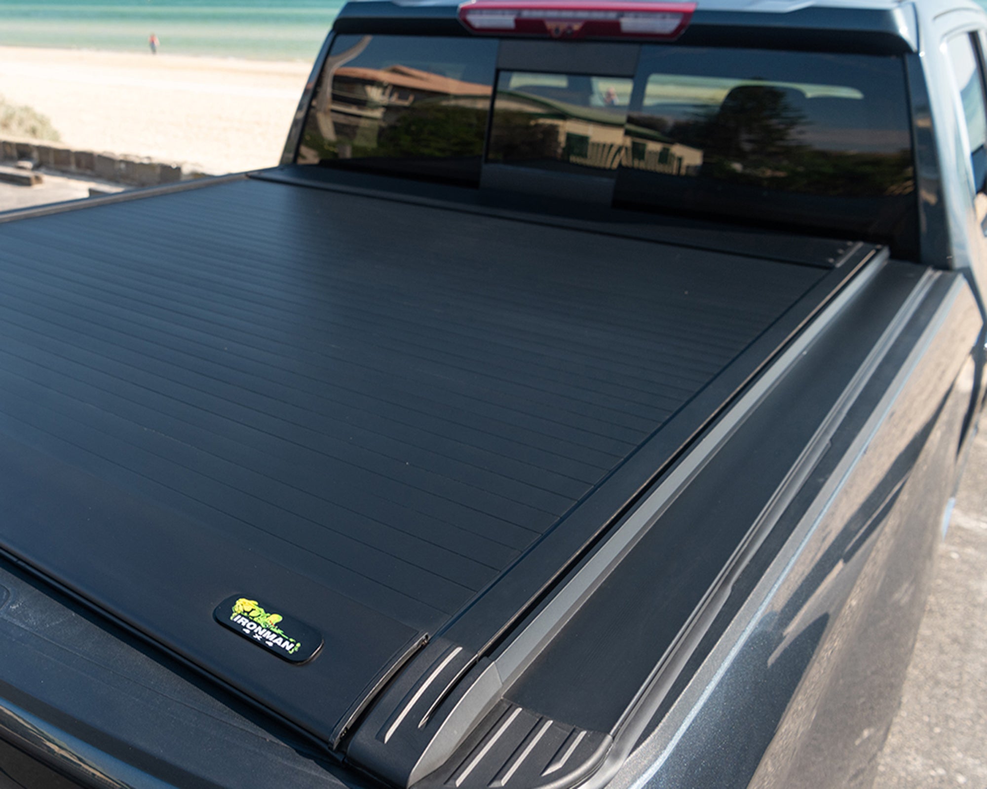 Slide-Away Retractable Ute Lid (Electric)