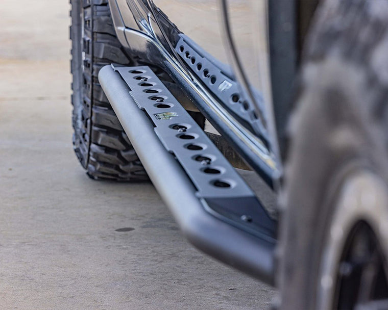 Steel 4x4 Side Steps for Chevrolet Silverado 1500 2019+